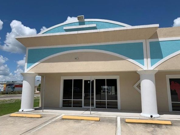 Retail/Office/Showroom on U.S. 1: 2323 N State St, Bunnell, FL 32110